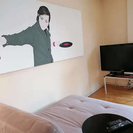 Apartment Exklusive In Theaternaehe